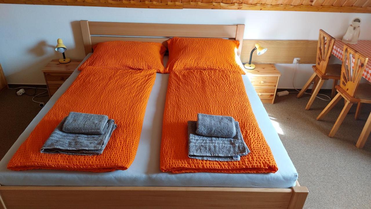 Hotel Rozmberska Basta à Třeboň Extérieur photo